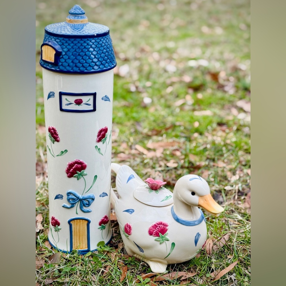 VINTAGE Lenox Poppies/Blue Duck-Teapot (with Lid) and Silo-Canister: Set of Two